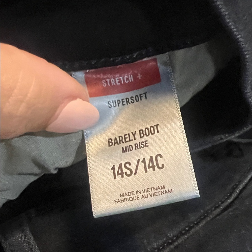 Express Women's Dark Wash Boot Cut Jeans - Picture 4 of 6